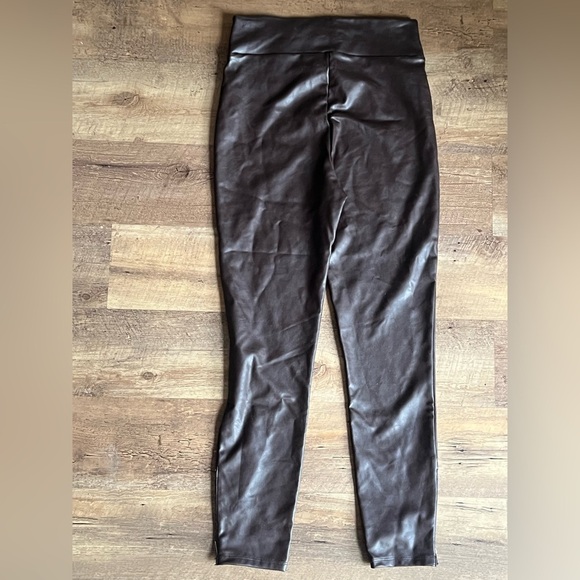 ABERCROMBIE & FITCH Brown Vegan Faux Leather Leggings Zippered Ankle M - Picture 6 of 7